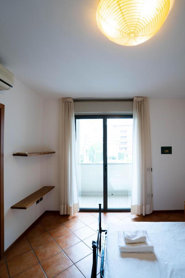 V12 Apartments - Tadini 14 Novara Zewnętrze zdjęcie