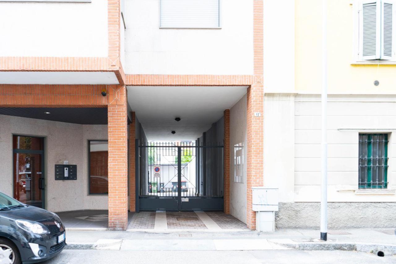 V12 Apartments - Tadini 14 Novara Zewnętrze zdjęcie